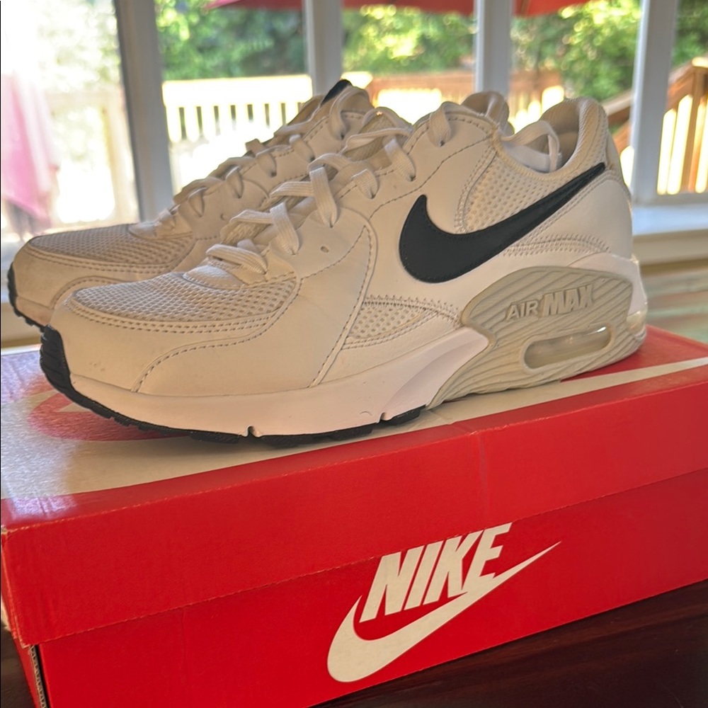 Nike Cream and Black Sneakers with Air Max Cushioning